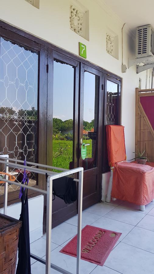 Hotel Kris Kos Canggu Exteriér fotografie